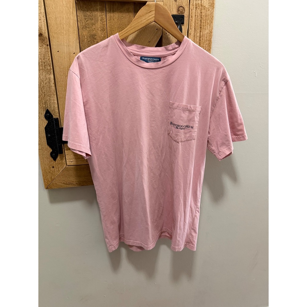 Bartholomew The Original Pink Pocket T-Shirt Hiking Bear Graphic Mens Medium